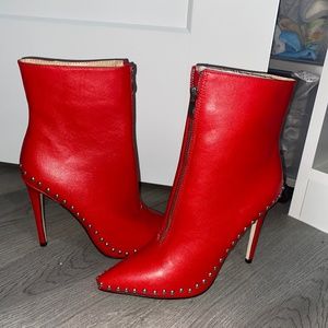 Statement boots!